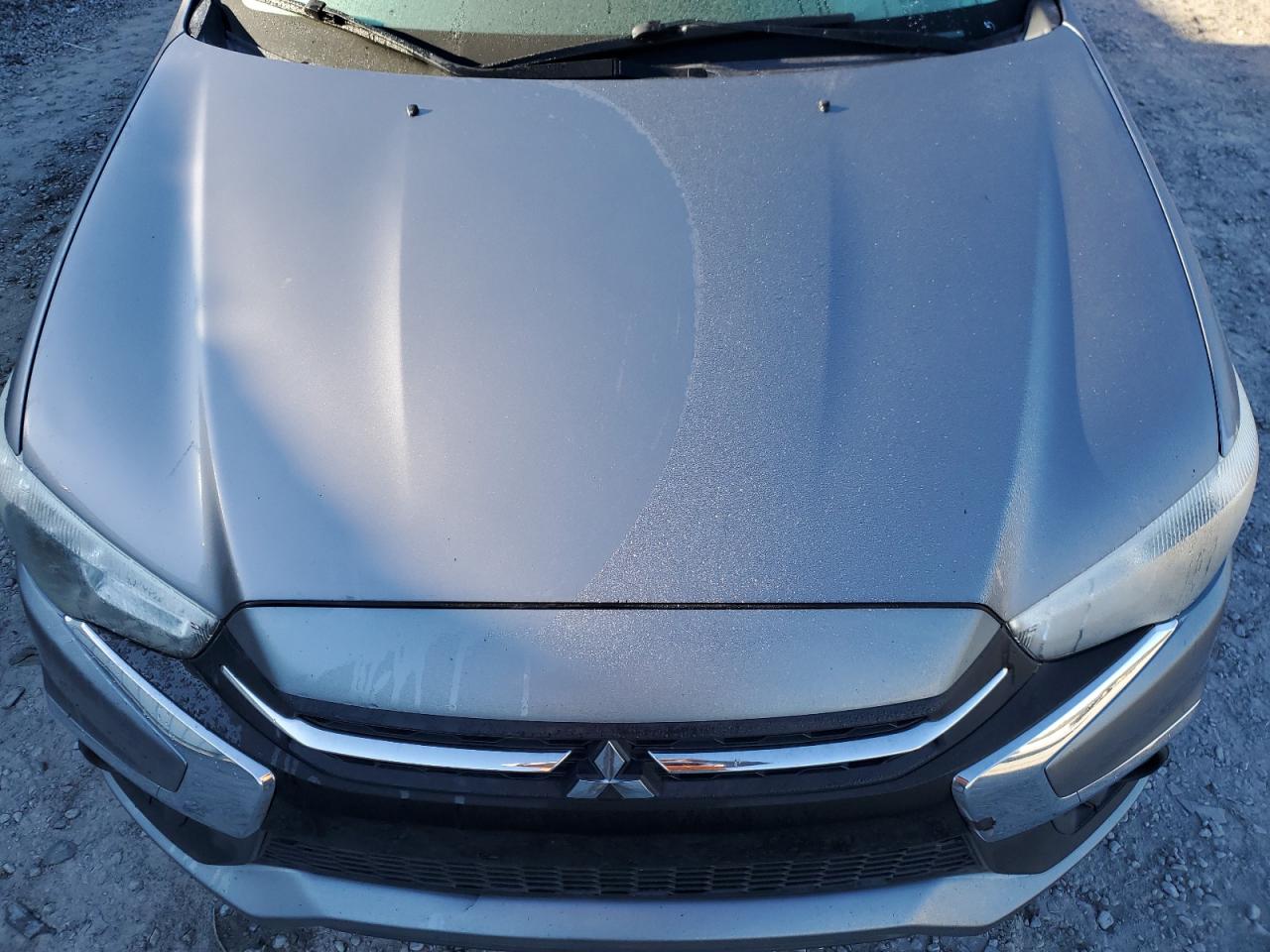 MITSUBISHI OUTLANDER ES