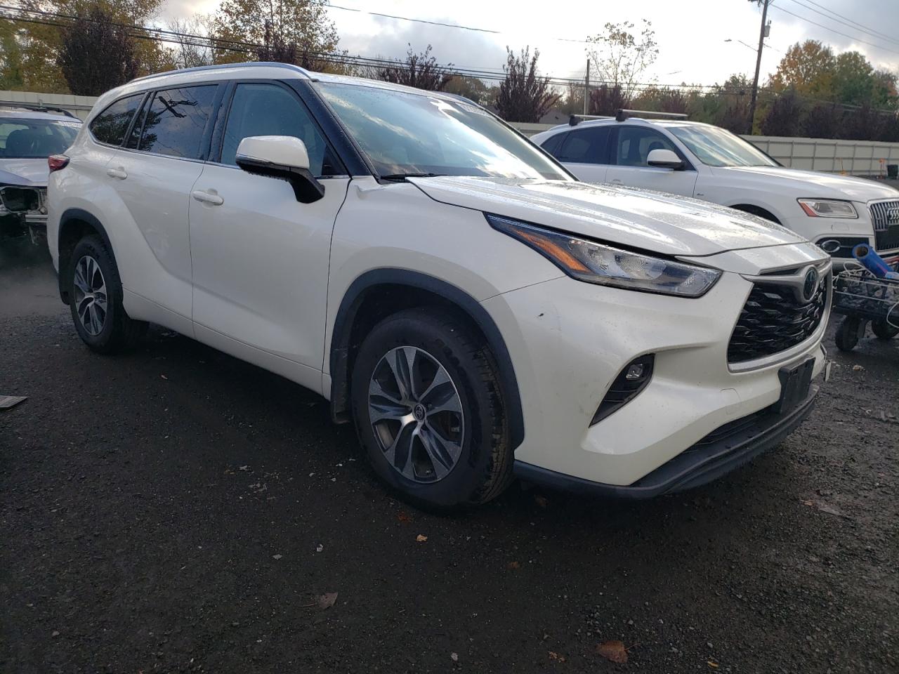 TOYOTA HIGHLANDER XLE