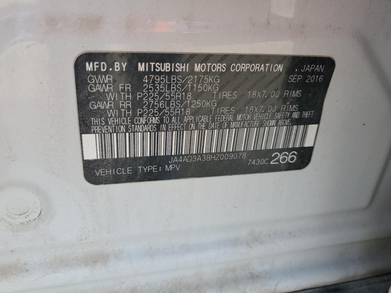 MITSUBISHI OUTLANDER SE