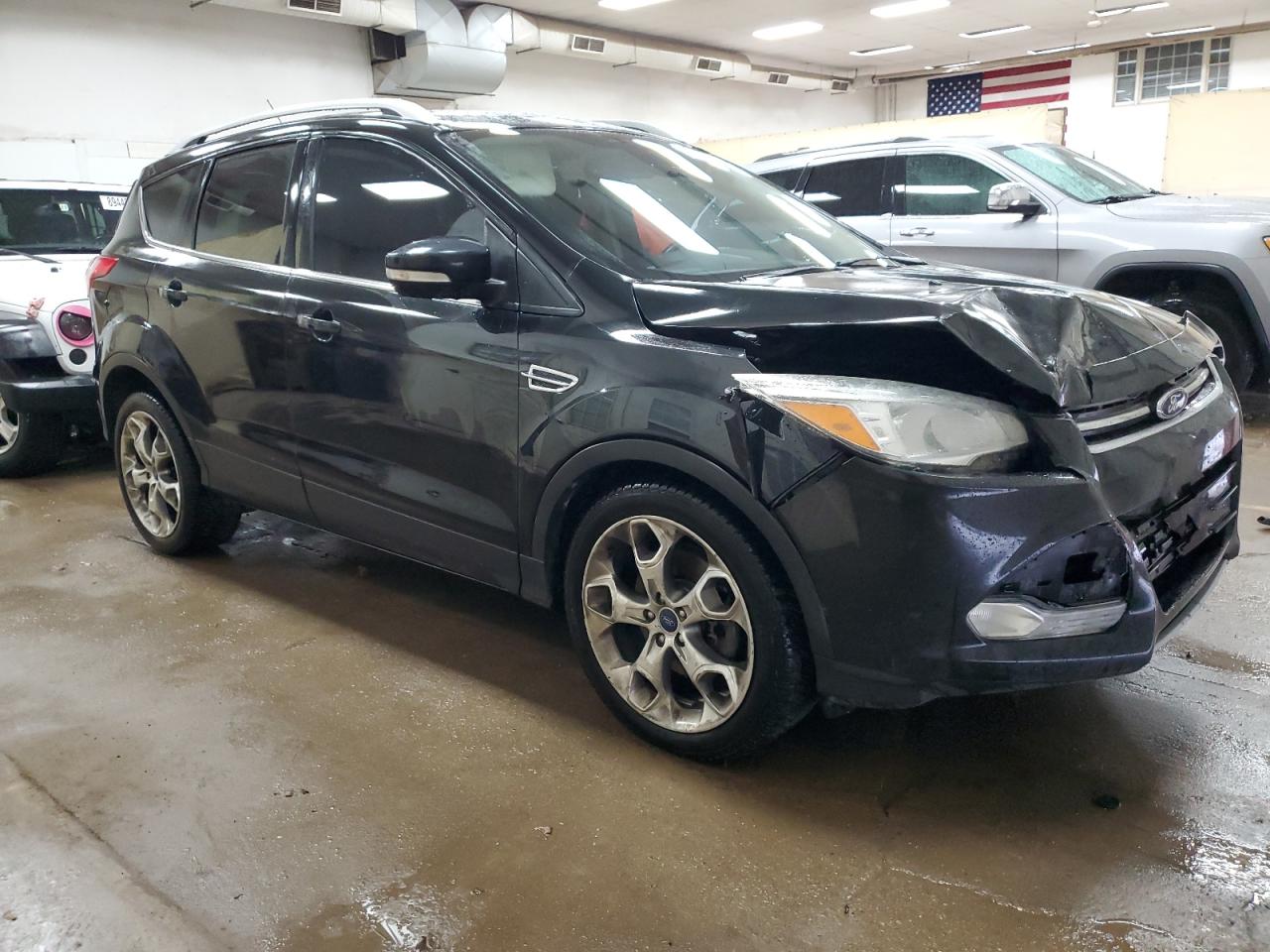 FORD ESCAPE TITANIUM