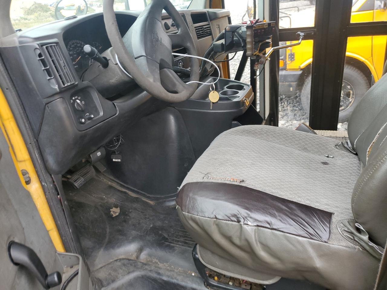 Lot #3275431732 2006 CHEVROLET MICRO BIRD G3500