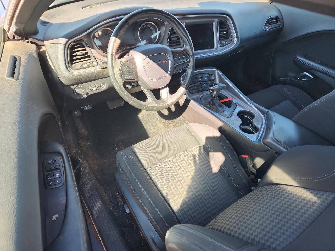 DODGE CHALLENGER SXT