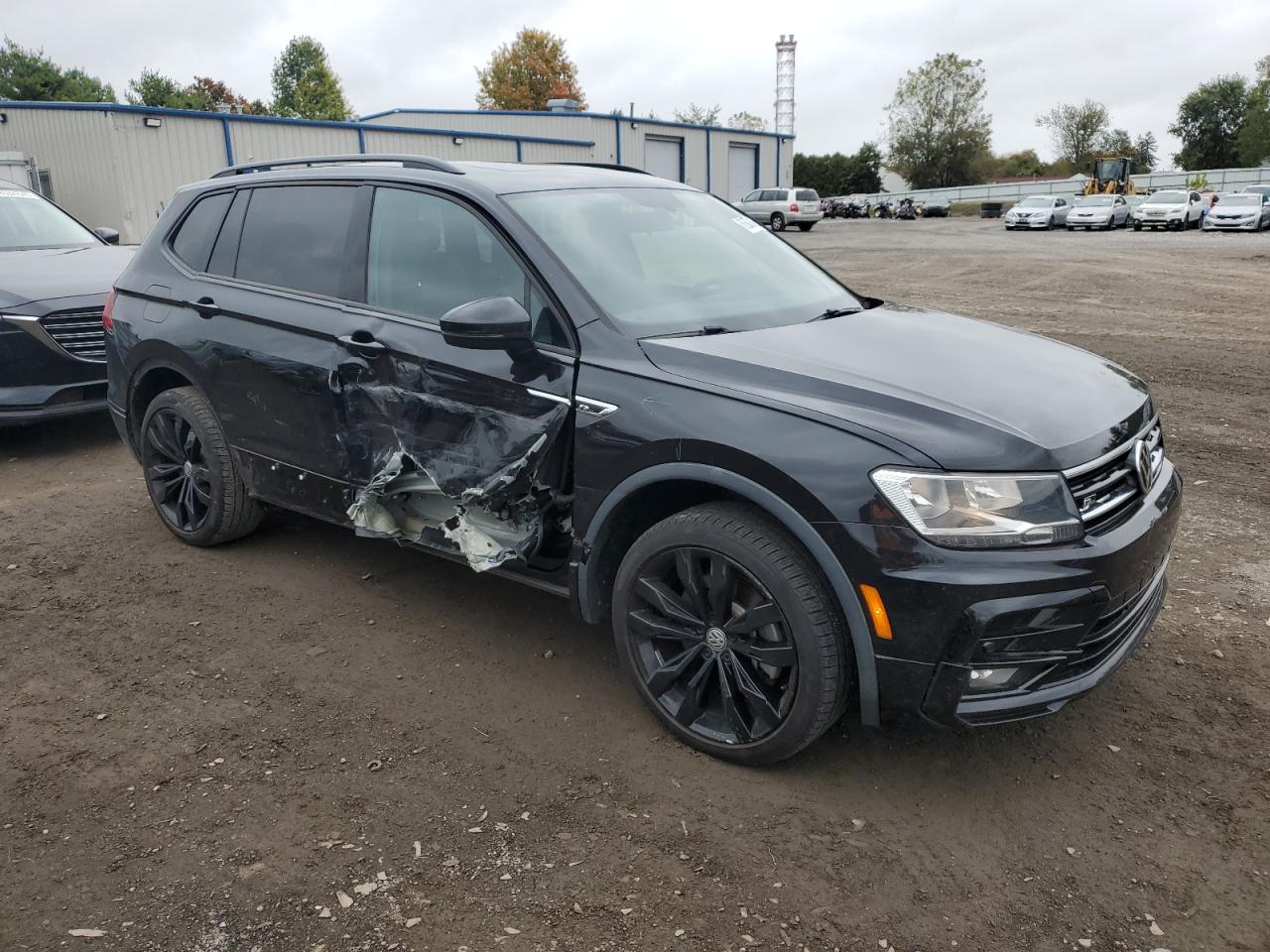 VOLKSWAGEN TIGUAN SE