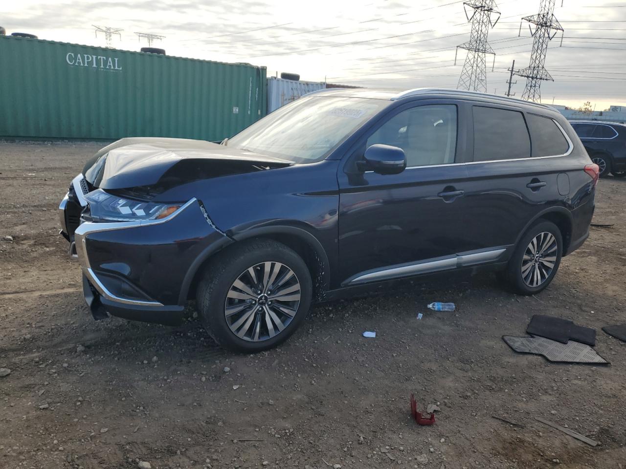 MITSUBISHI OUTLANDER SE