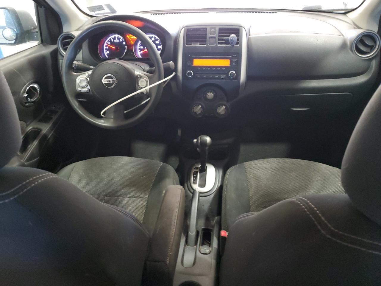 NISSAN VERSA S