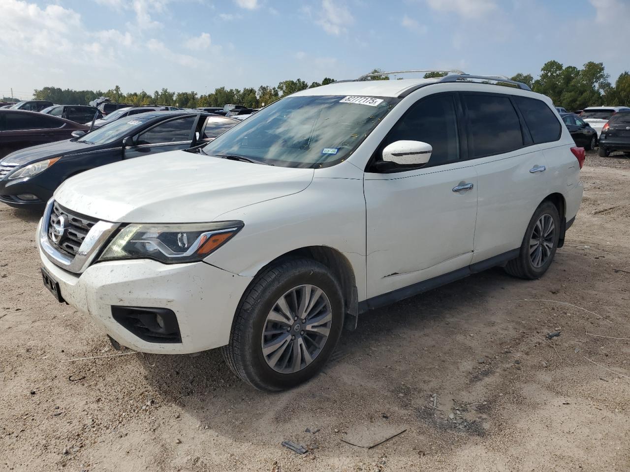 NISSAN PATHFINDER SV