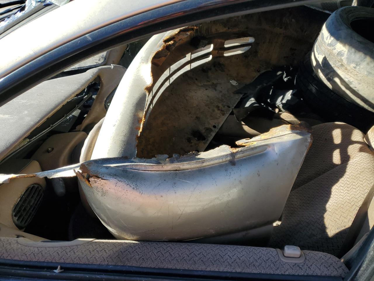 Lot #3292512676 1998 PLYMOUTH BREEZE BAS