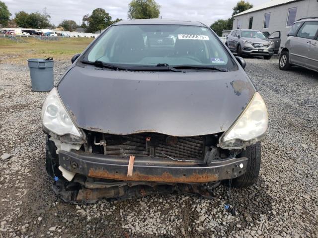 2013 TOYOTA PRIUS C - JTDKDTB37D1052747