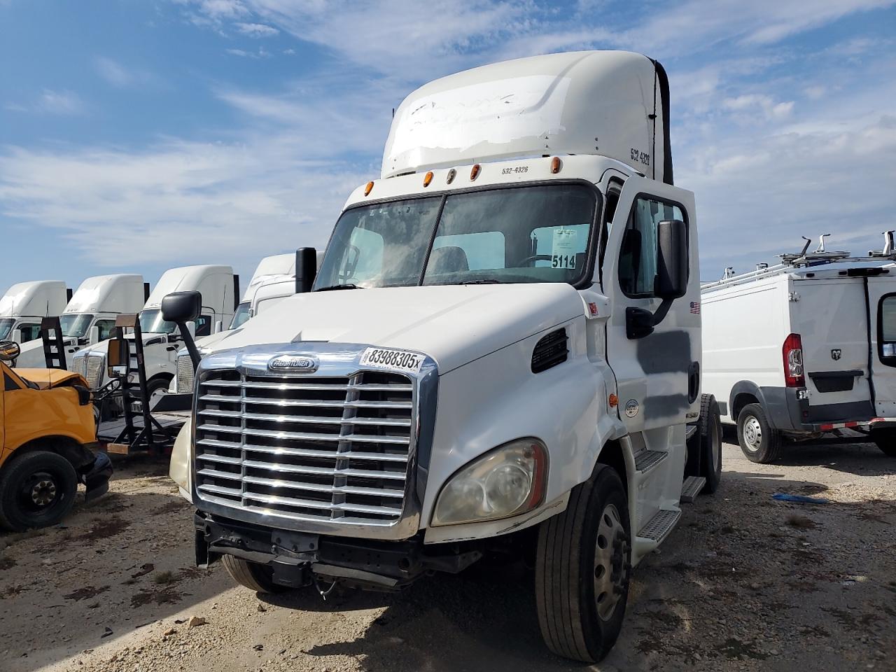 Lot #3265903117 2015 FREIGHTLINER CASCADIA