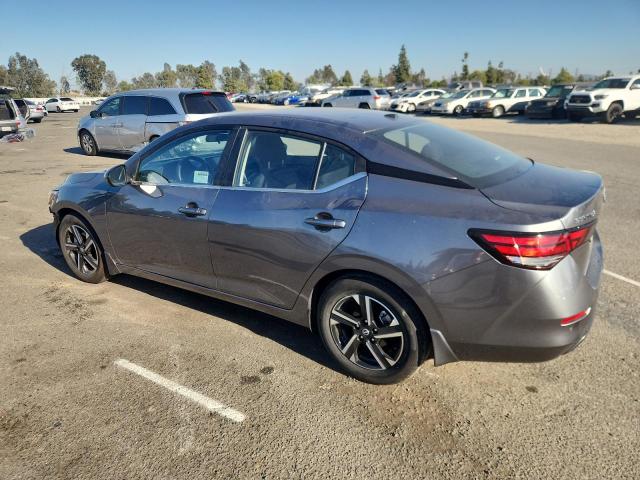 2025 NISSAN SENTRA SV - Inny widok