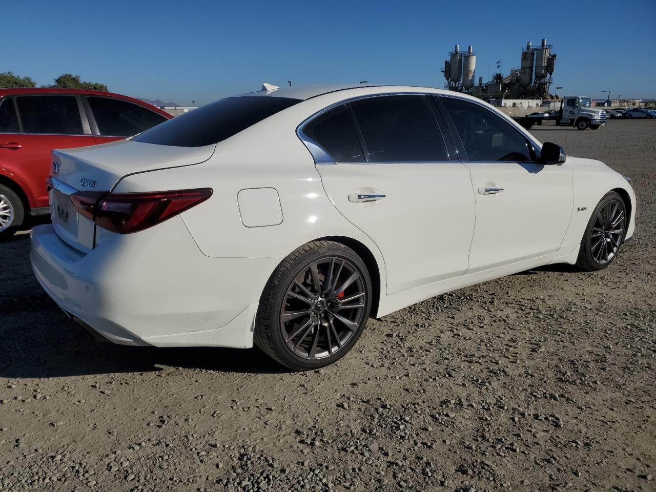 INFINITI Q50 RED SPORT 400