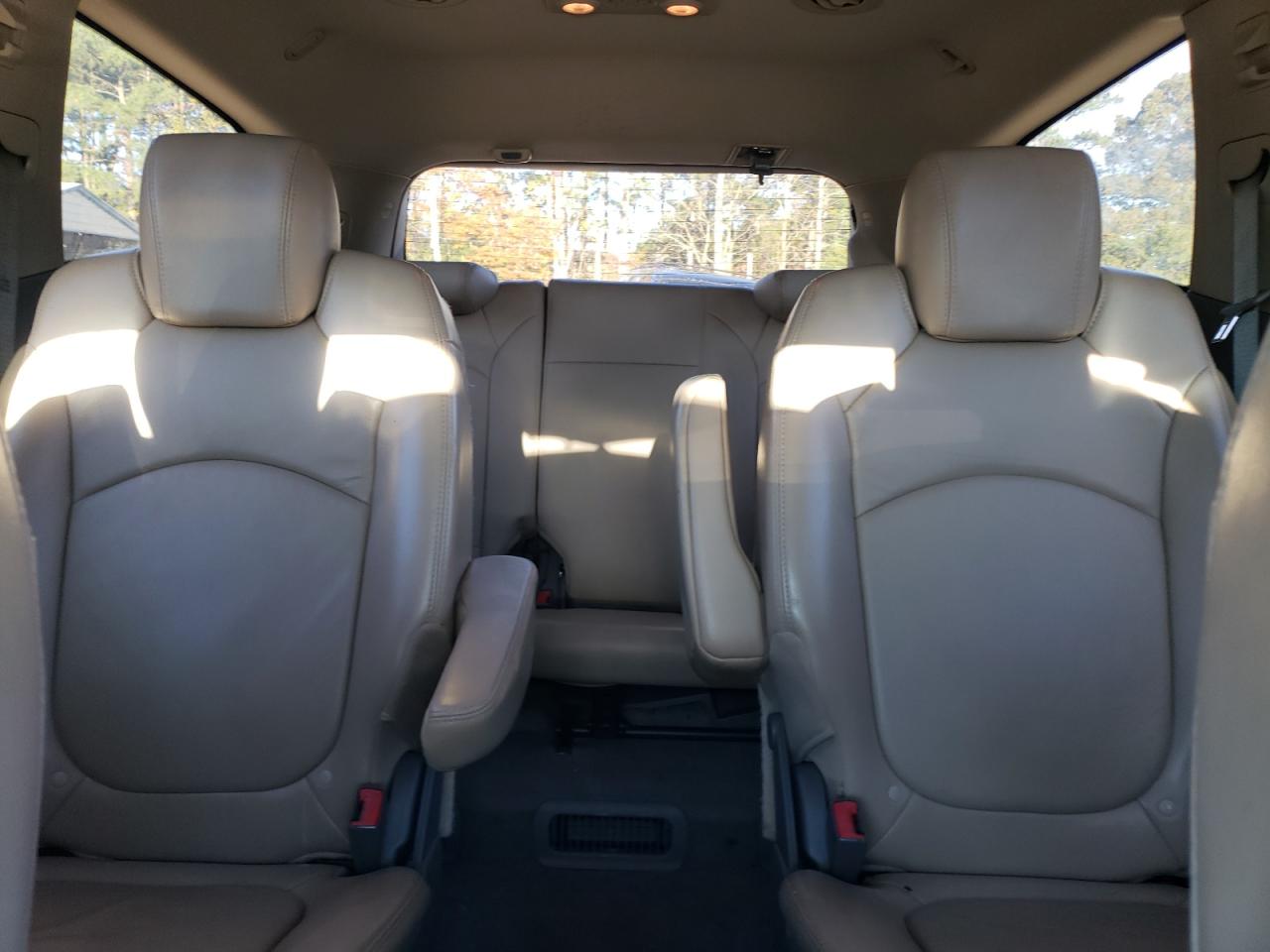 Lot #3284017824 2009 CHEVROLET TRAVERSE L