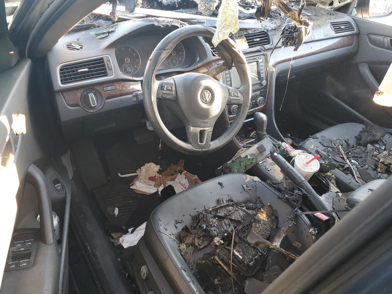 VOLKSWAGEN PASSAT SEL