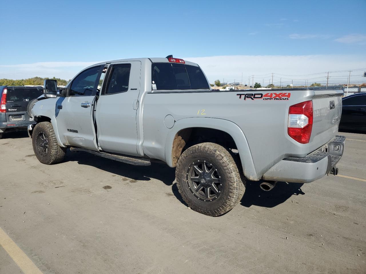 TOYOTA TUNDRA DOUBLE CAB LIMITED