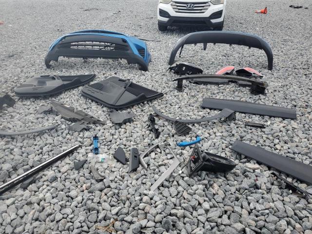 2017 TOYOTA RAV4 LE - JTMZFREV9HJ700815