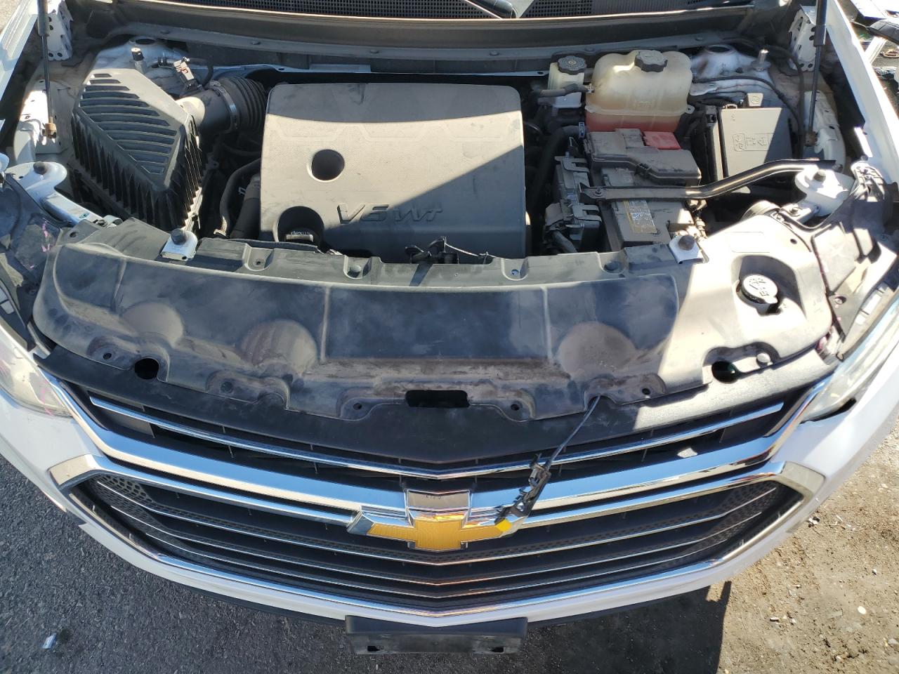 CHEVROLET TRAVERSE LT