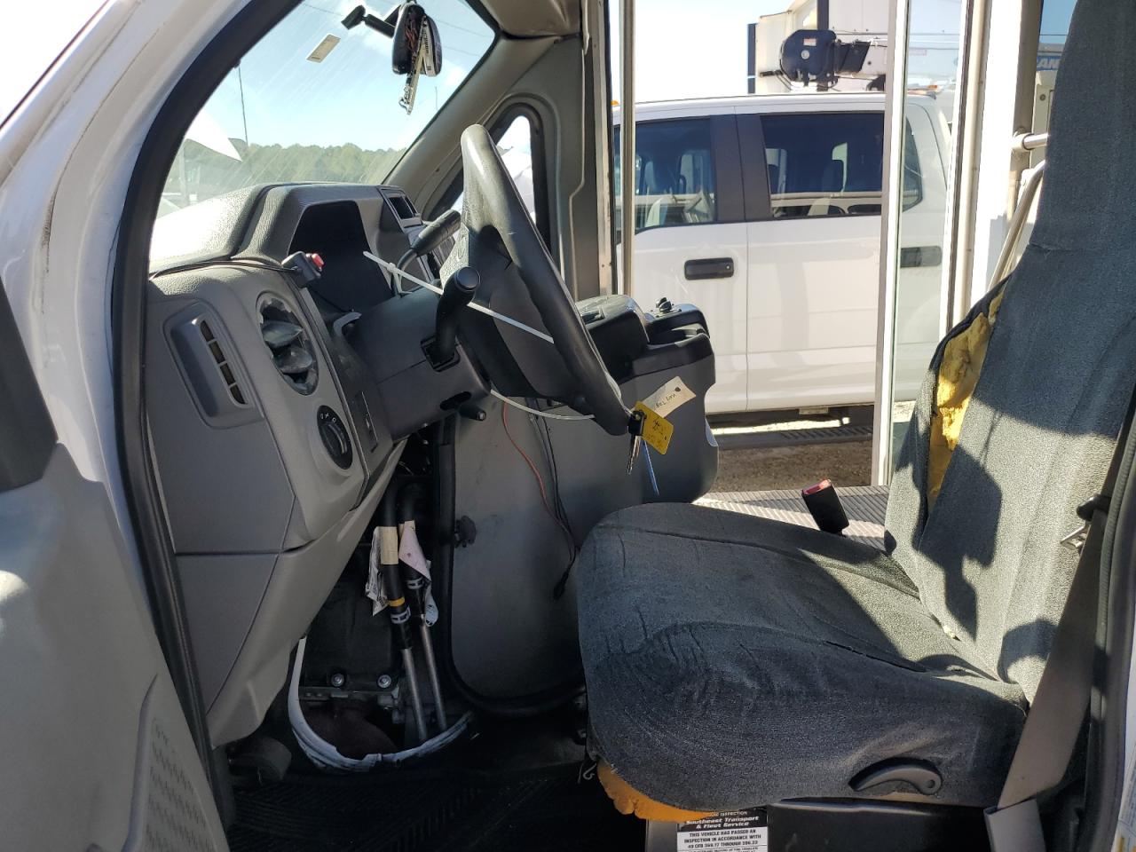 FORD ECONOLINE E350 SUPER DUTY CUTAWAY VAN