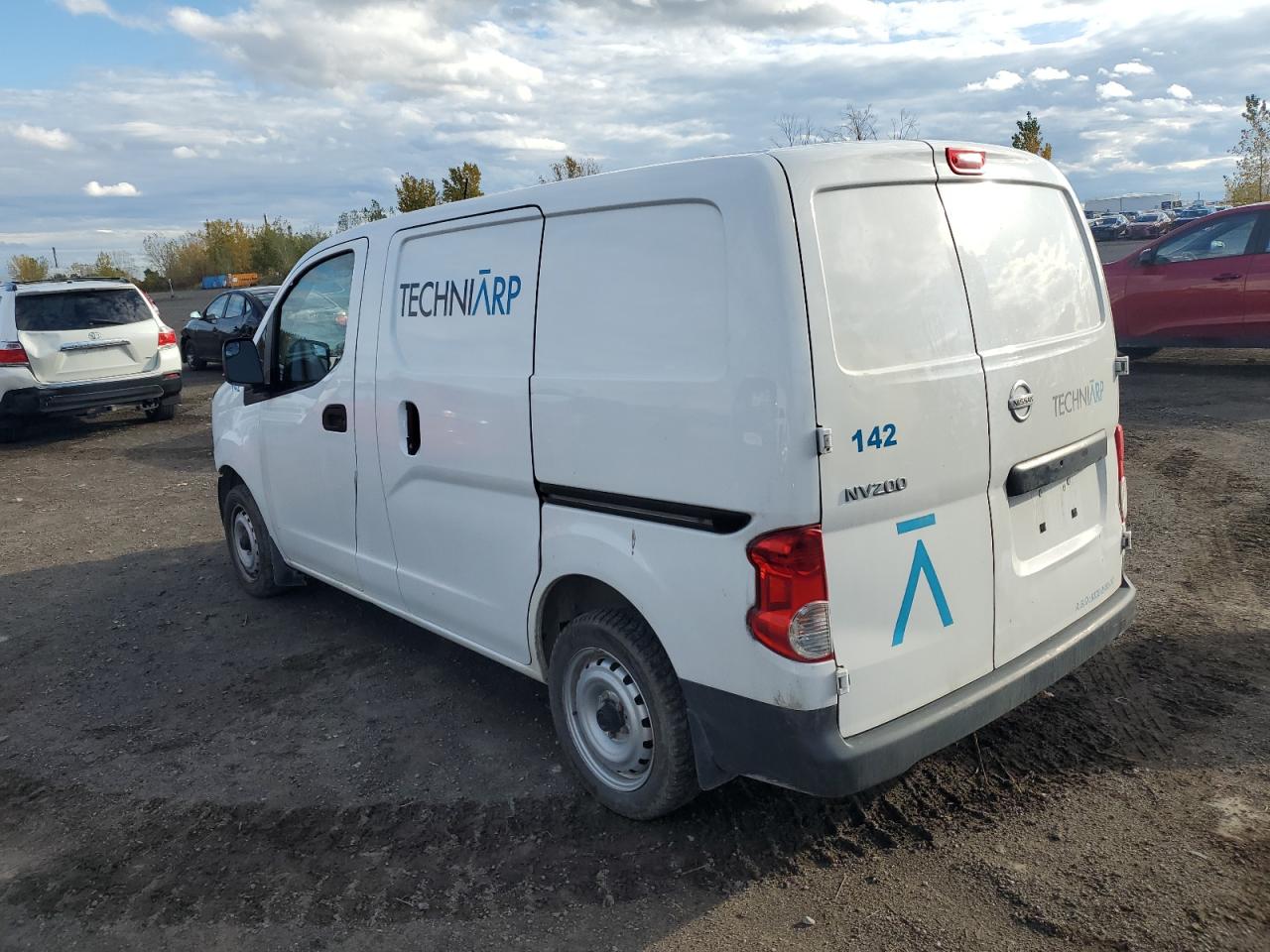 NISSAN NV200 2.5S