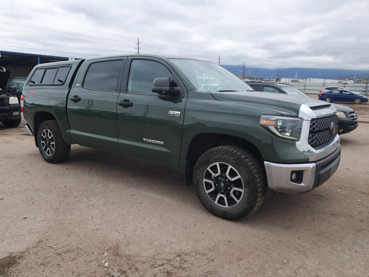 TOYOTA TUNDRA CREWMAX SR5