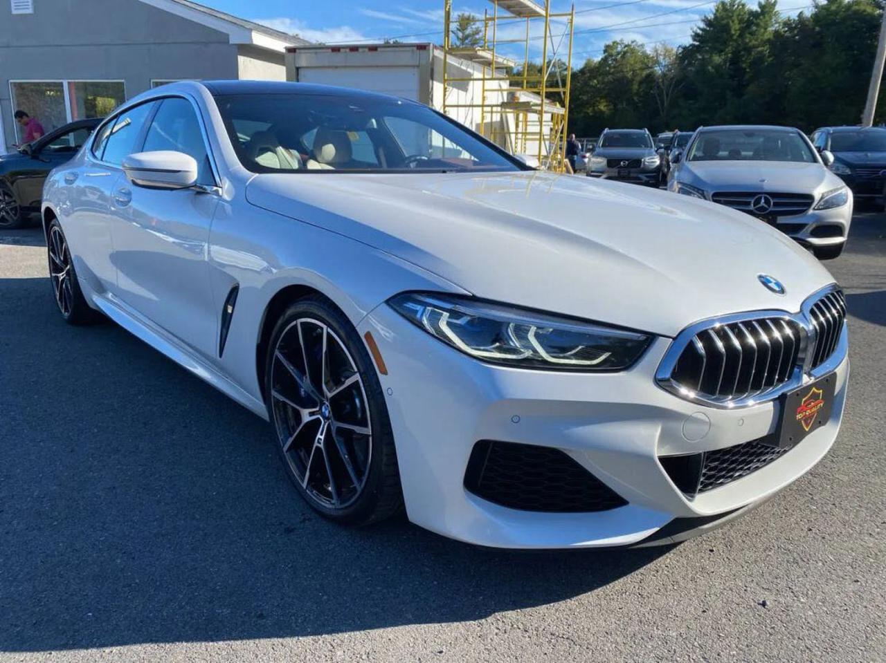BMW M8 M850XI