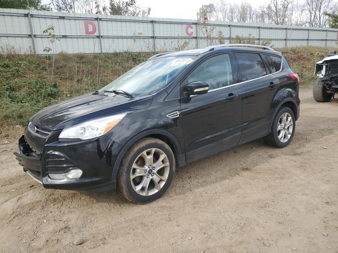 FORD ESCAPE TITANIUM