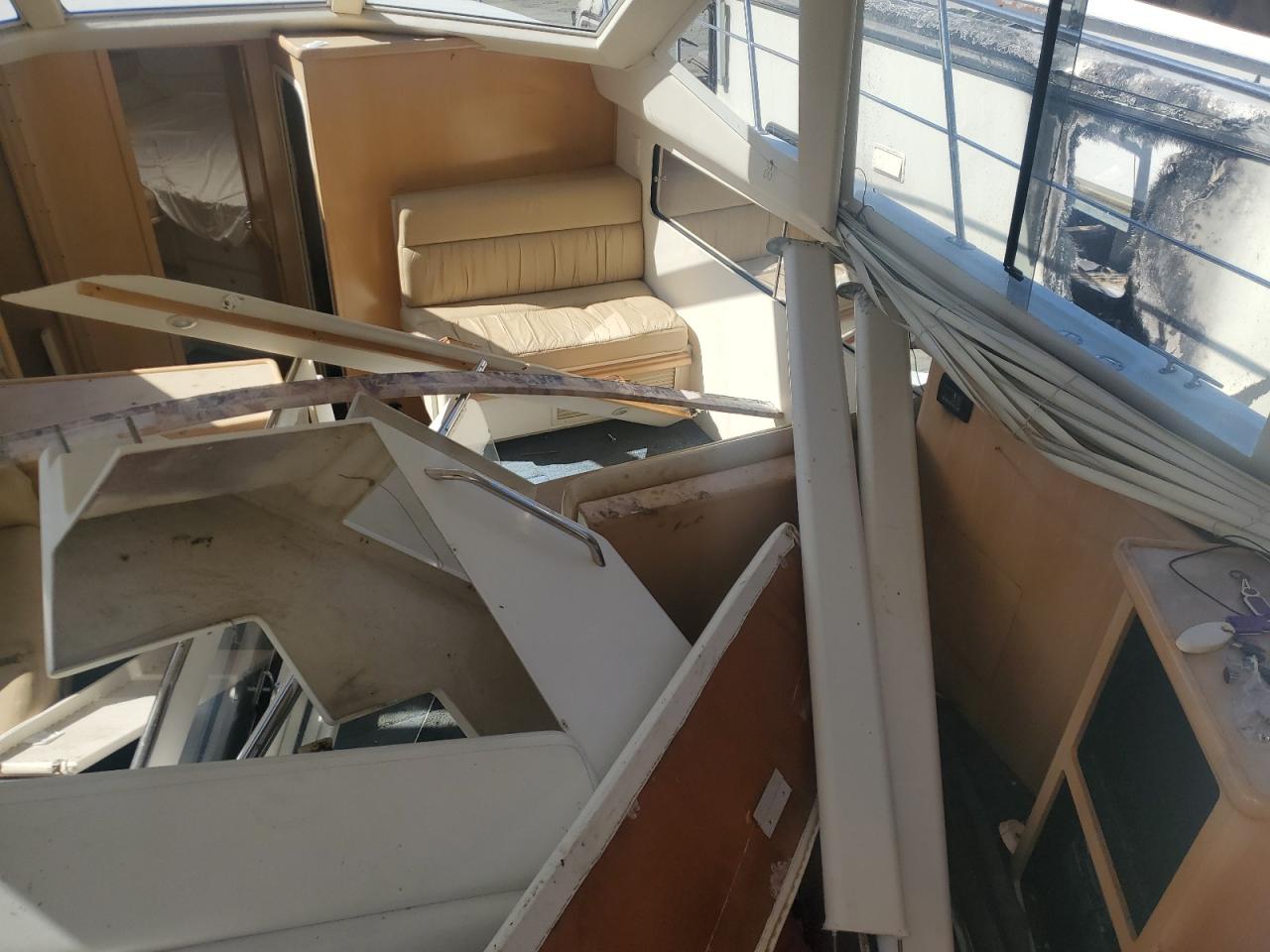 Lot #3285704671 1998 CARVER YACHTS BOAT