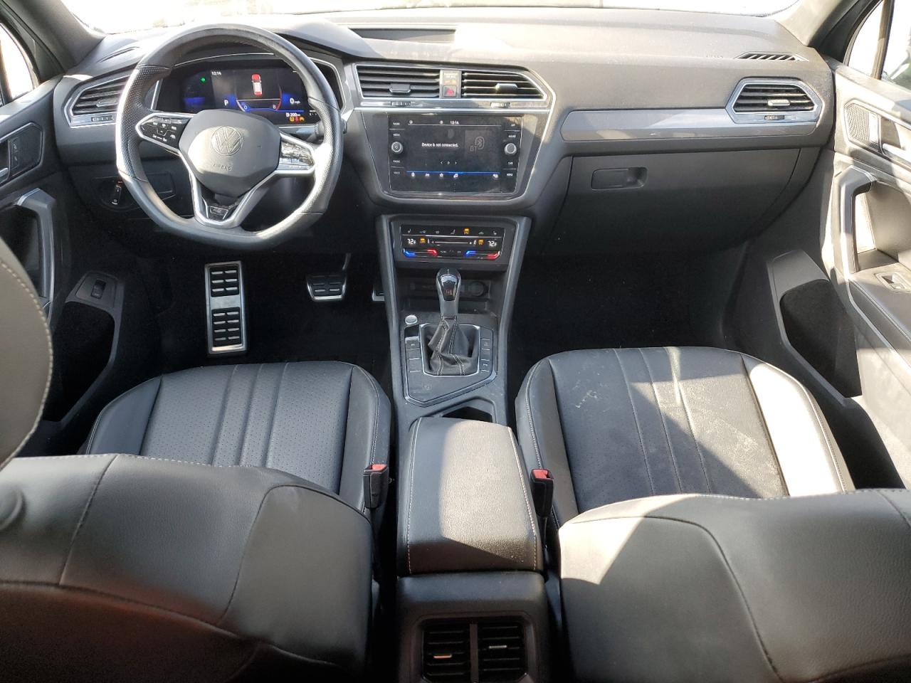 VOLKSWAGEN TIGUAN SE R-LINE BLACK