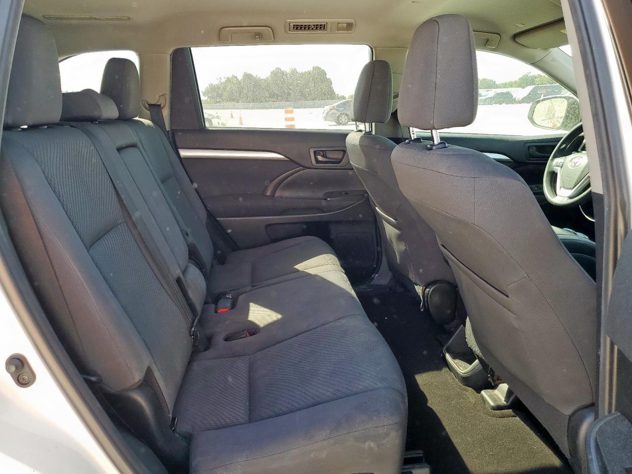 TOYOTA HIGHLANDER LE