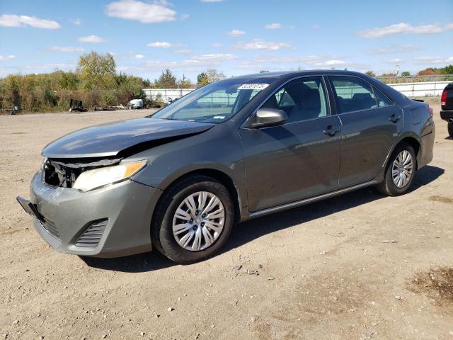 TOYOTA CAMRY BASE