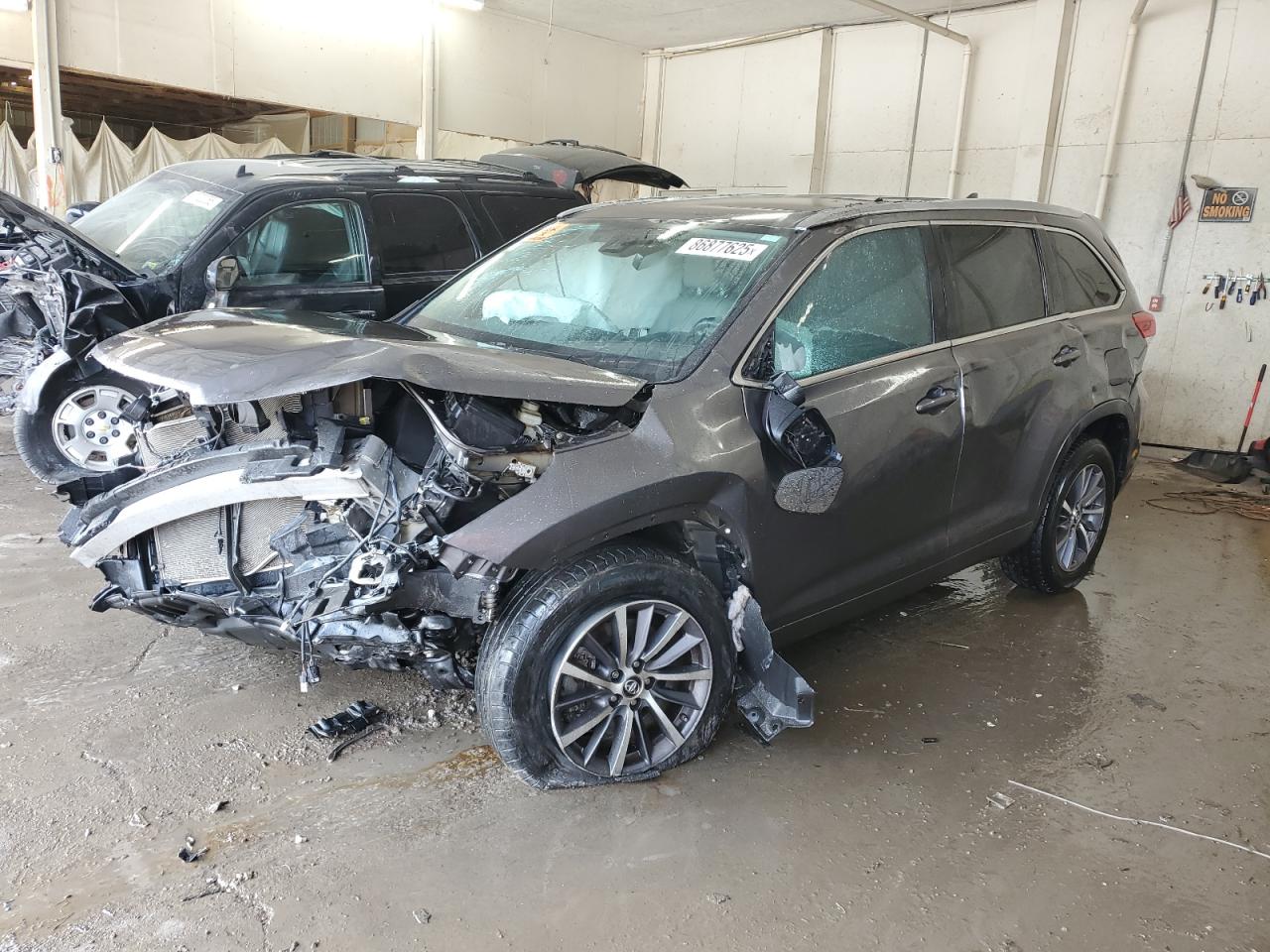 TOYOTA HIGHLANDER SE