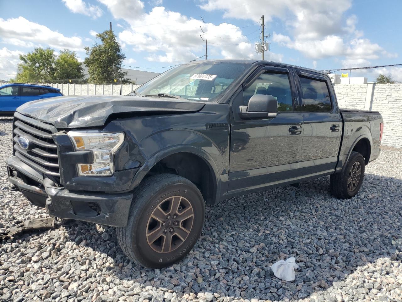 FORD F-150 SUPERCREW