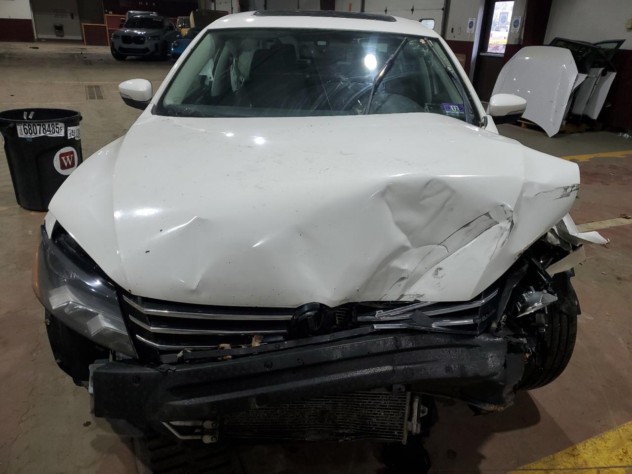 VOLKSWAGEN PASSAT SE