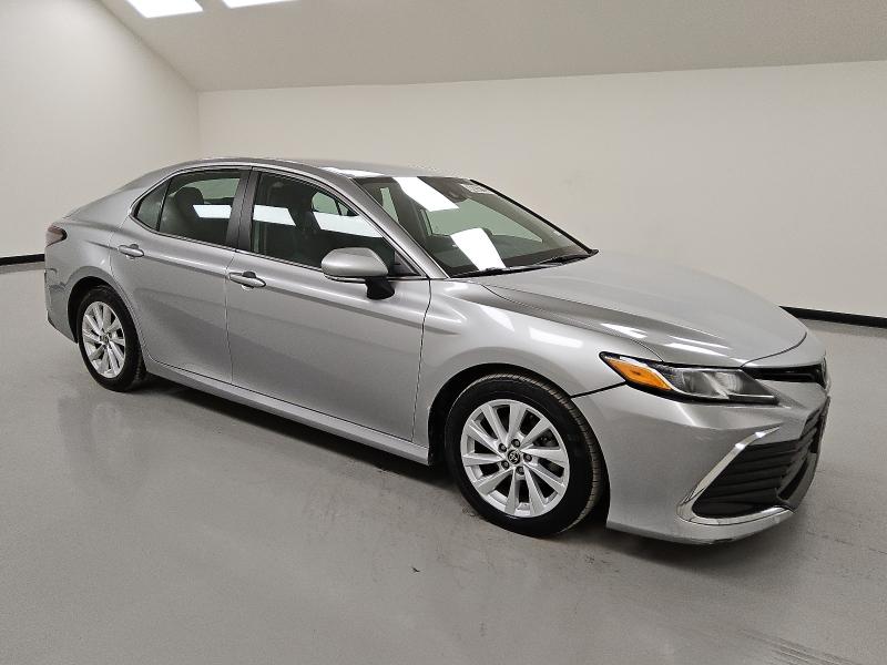 2022 TOYOTA CAMRY LE - 4T1R11AK9NU649687