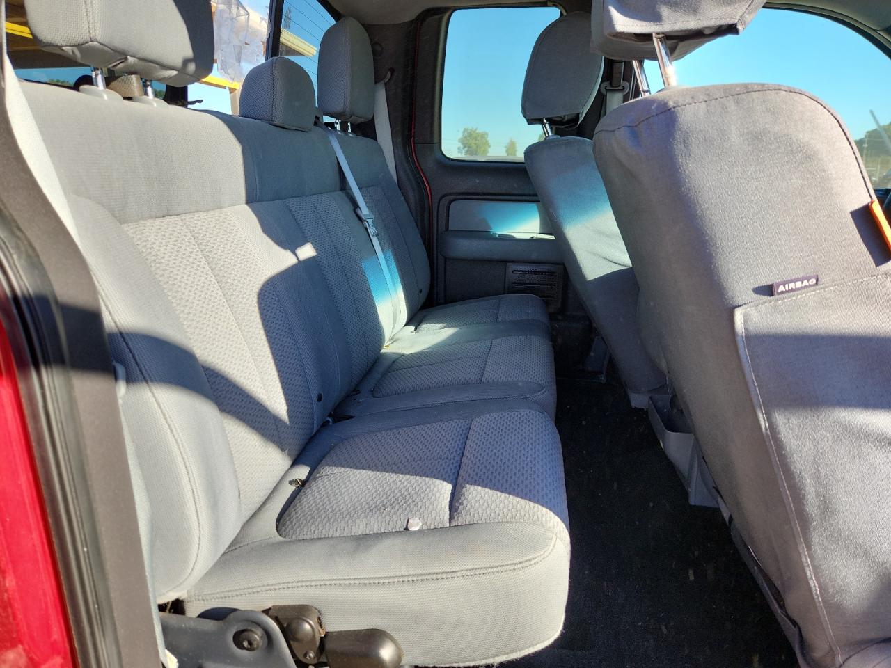 FORD F-150 SUPER CAB