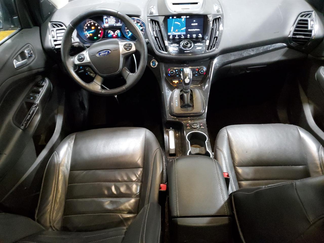 FORD ESCAPE TITANIUM