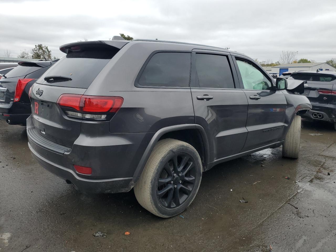 JEEP GRAND CHEROKEE LAREDO