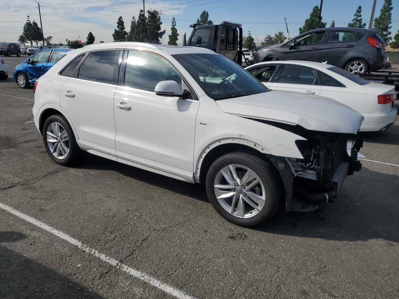 AUDI Q3 PREMIUM PLUS