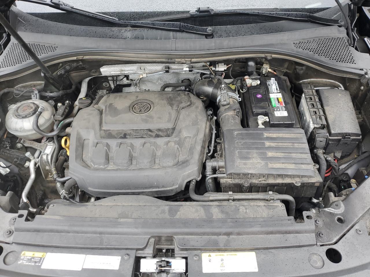 VOLKSWAGEN TIGUAN SE