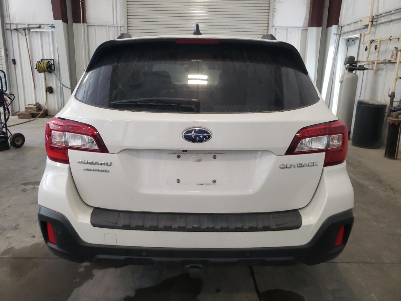 SUBARU OUTBACK TOURING