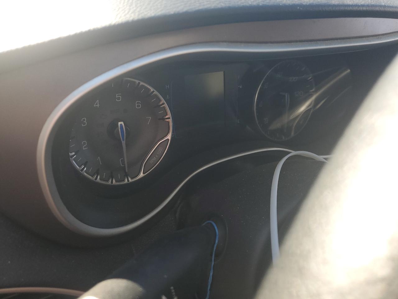 CHRYSLER VOYAGER LXI