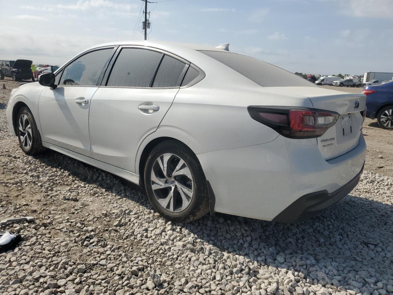 SUBARU LEGACY PREMIUM