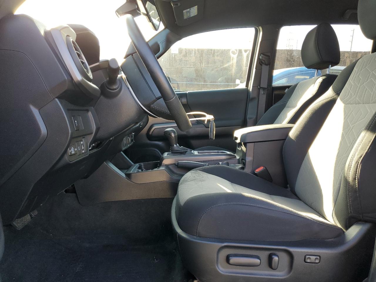 TOYOTA TACOMA DOUBLE CAB