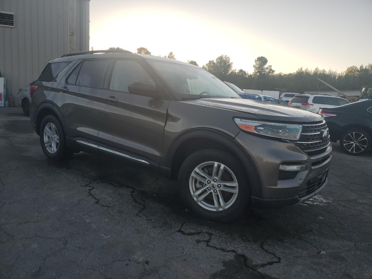 FORD EXPLORER XLT
