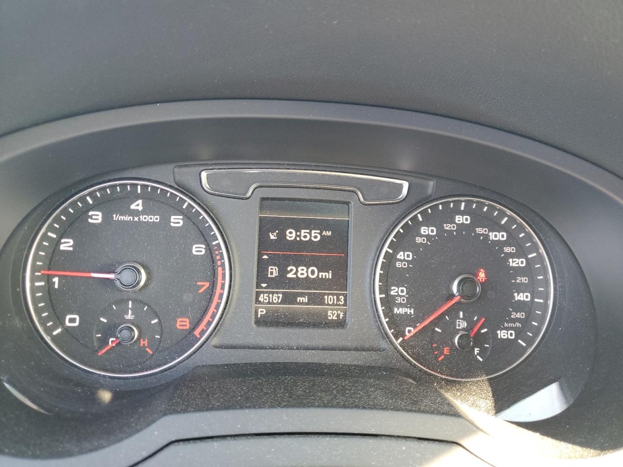 AUDI Q3 PREMIUM PLUS