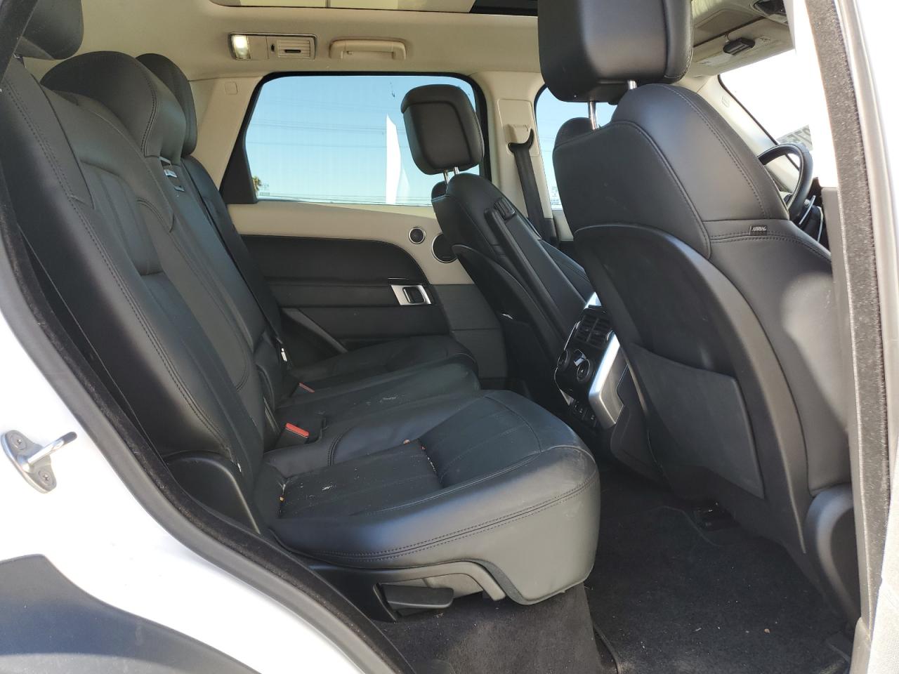 LAND ROVER RANGE ROVER HSE SILVER EDITION