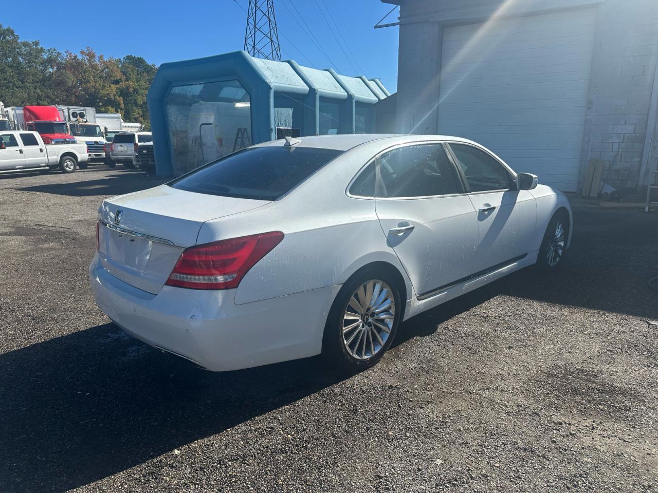 HYUNDAI EQUUS SIGNATURE