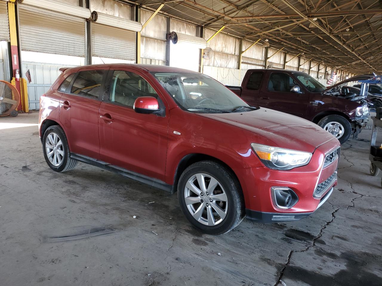 MITSUBISHI OUTLANDER ES