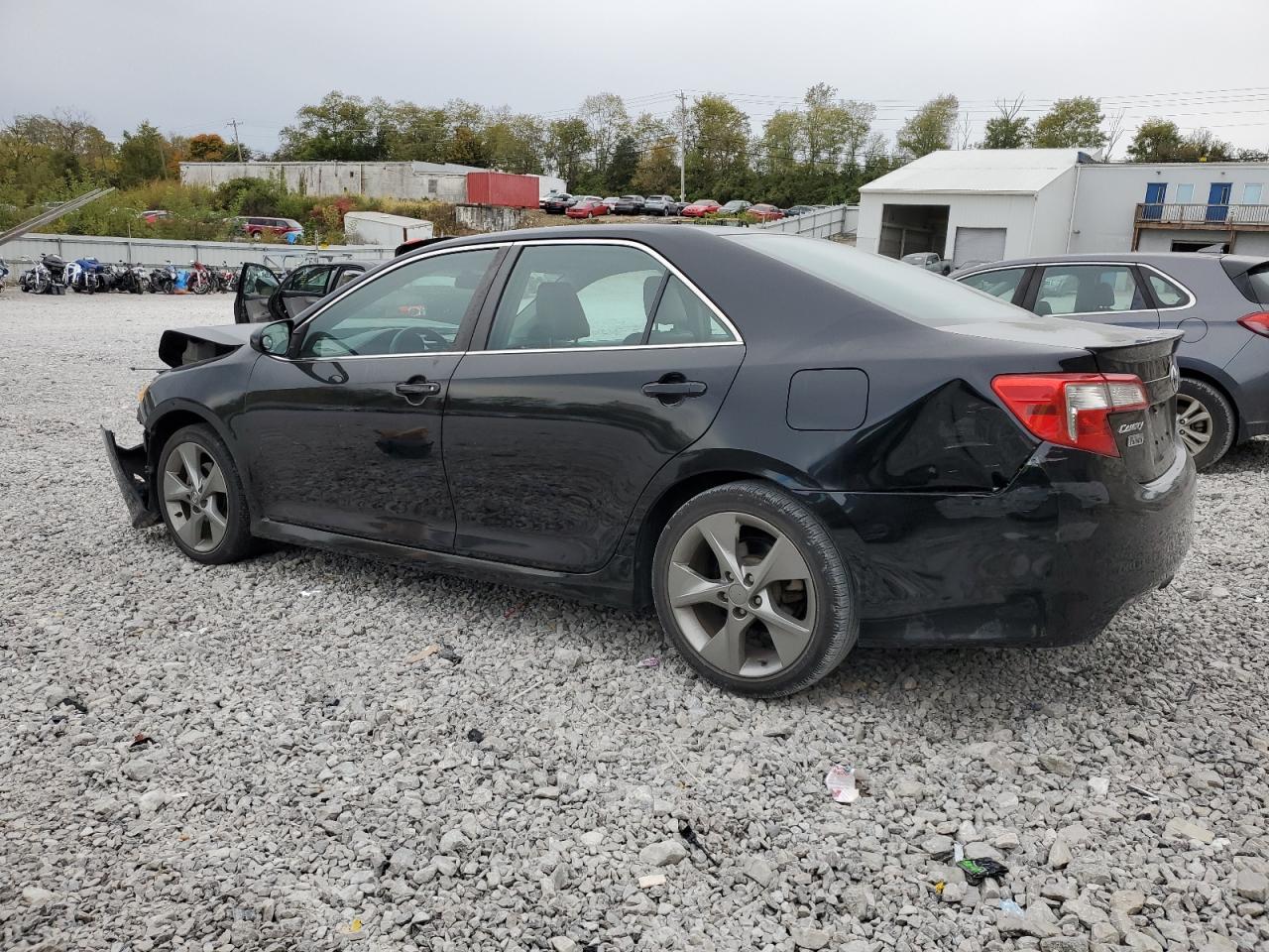 TOYOTA CAMRY L