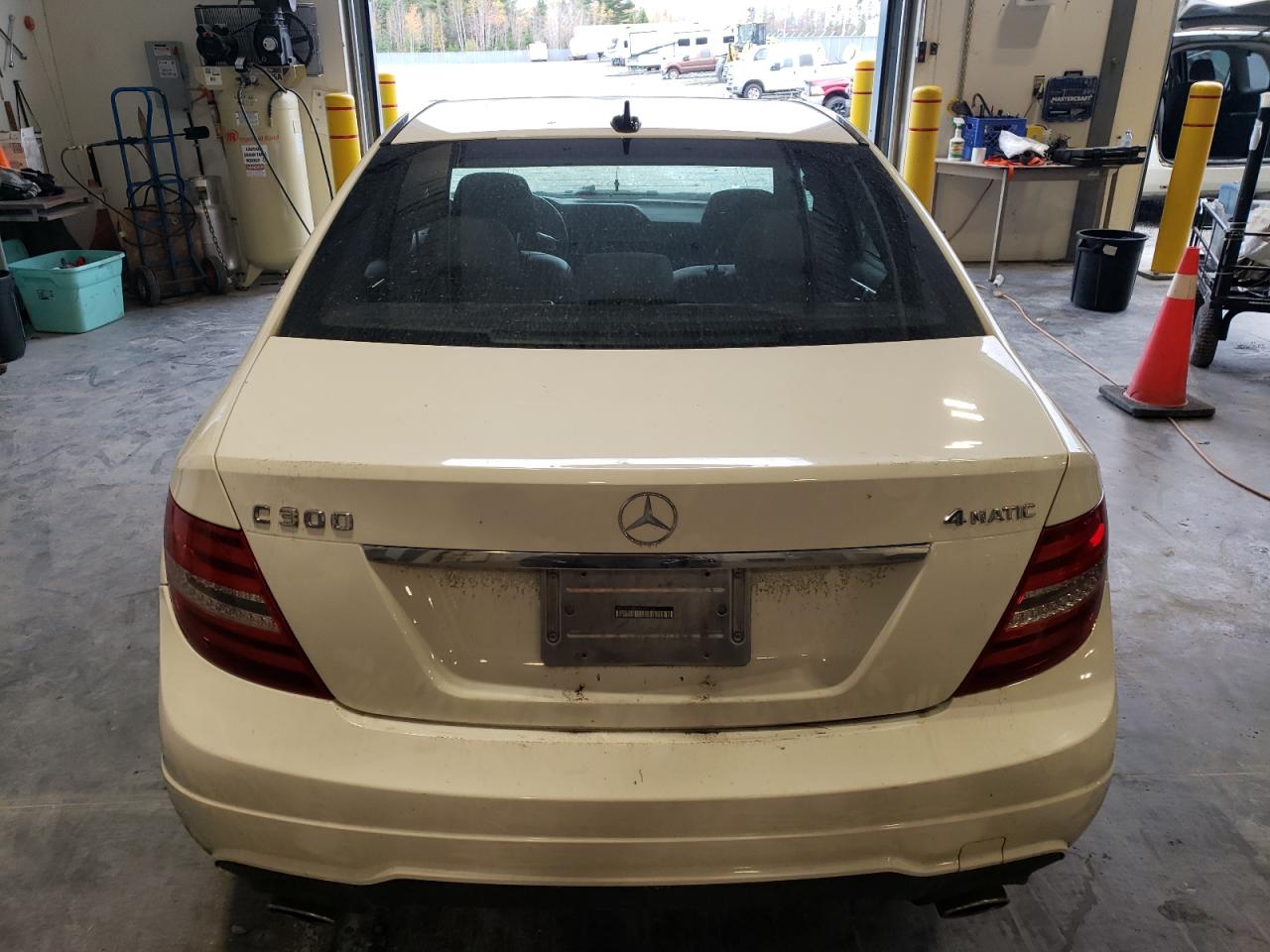 MERCEDES-BENZ C-CLASS 300 4MATIC