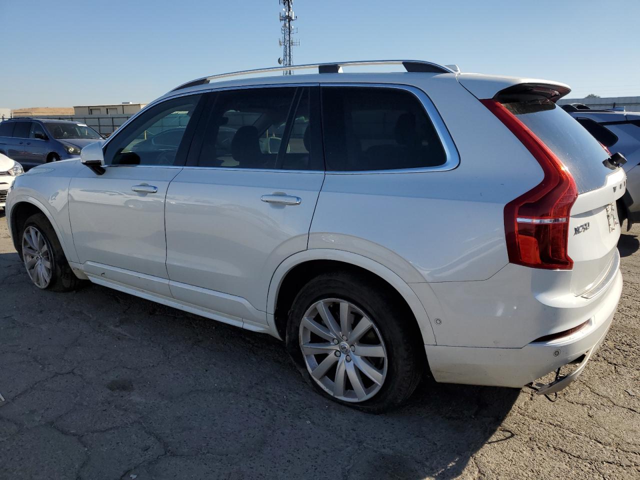 VOLVO XC90 T6